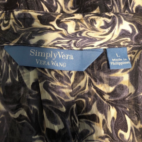 Simply Vera Wang Women’s size L Blouse “chef coat” style front - Picture 5 of 6